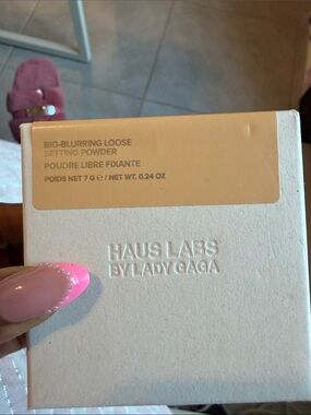 Haus Labs By Lady Gaga Setting Powder — golden  & White Box